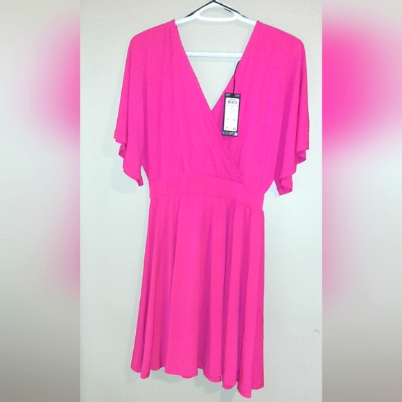 Vero  moda hot pink dress size small - Picture 3 of 4